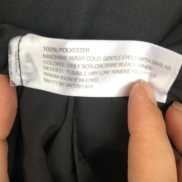 Xhilaration Women’s Sheer Short Sleeve Top - Picture 3 of 3